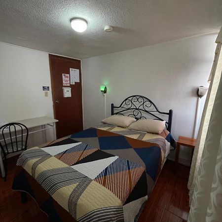 Hostal La Escondida De Quito Del Norte Kültér fotó